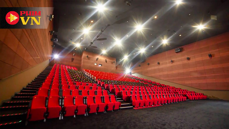 Quầy vé và sảnh chờ sang trọng tại Lotte Cinema Cộng Hòa