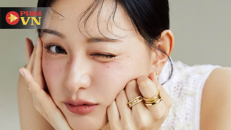 Kim Ji Won – Sắc sảo, bản lĩnh và luôn tỏa sáng theo cách riêng.