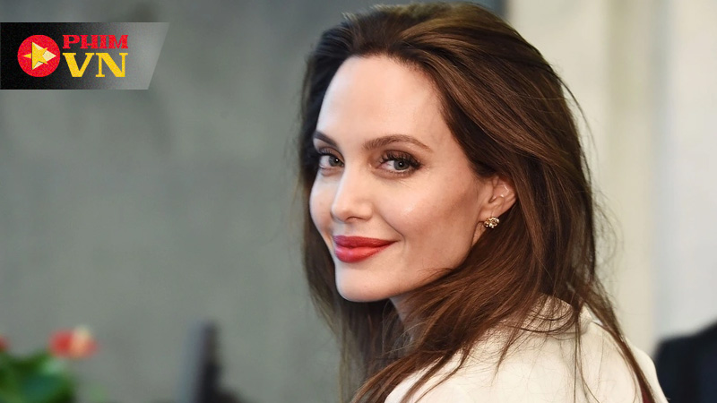 Angelina Jolie