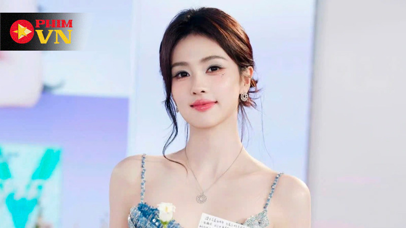 Bạch Lộc - nữ diễn viên Trung Quốc được săn đón nhất.