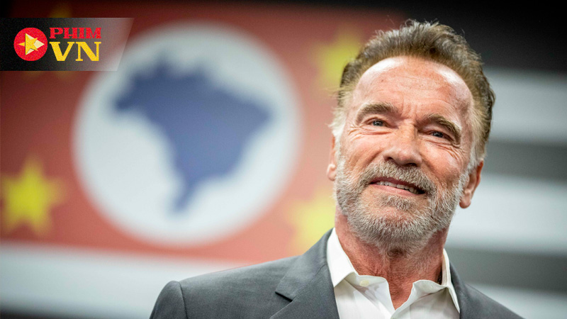Arnold Schwarzenegger (700 triệu USD)