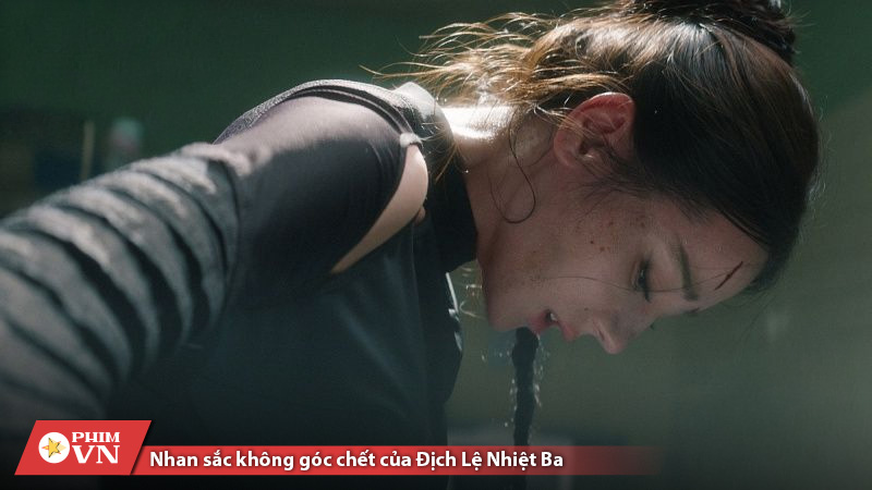 Nhan sắc không góc chết của Địch Lệ Nhiệt Ba 